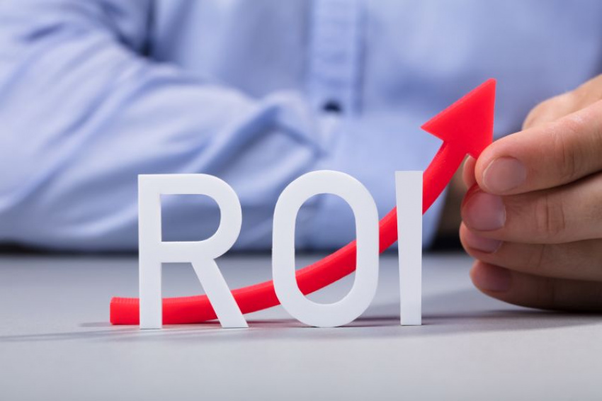ROI i ROMI – 6 rad, jak obliczyć zwrot z inwestycji w marketing